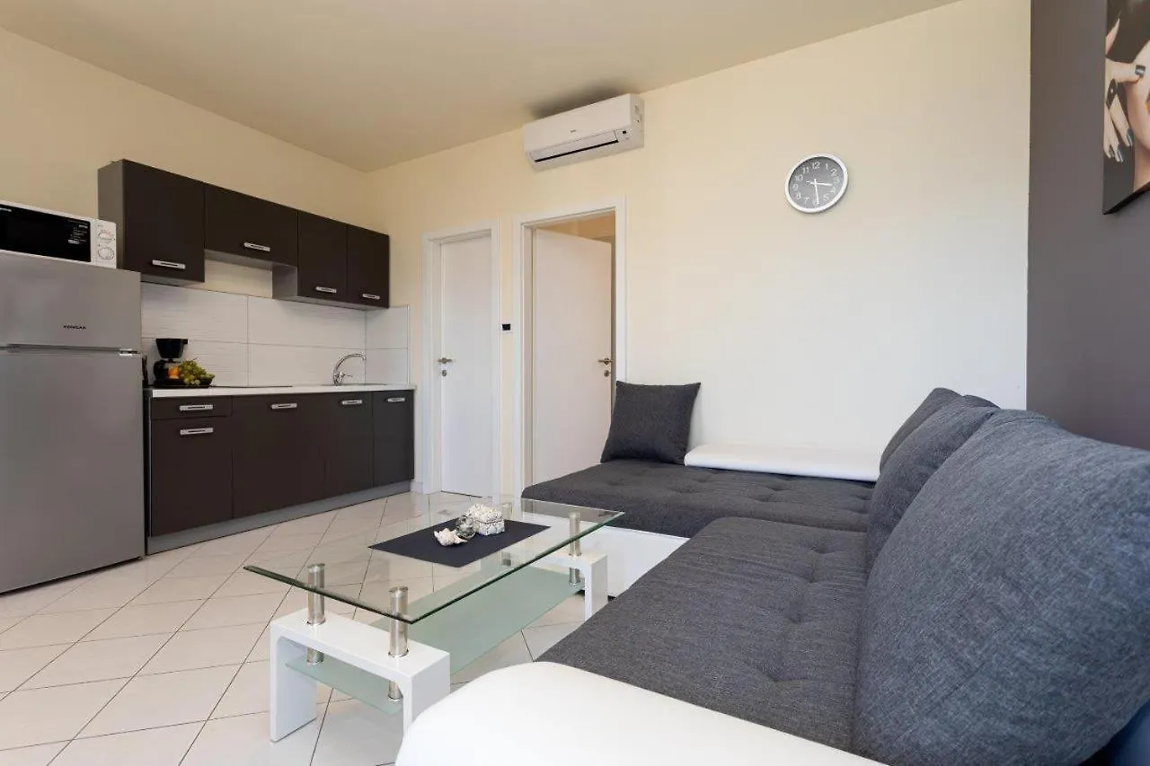 Domagoj D&D, Baska Apartment Croatia