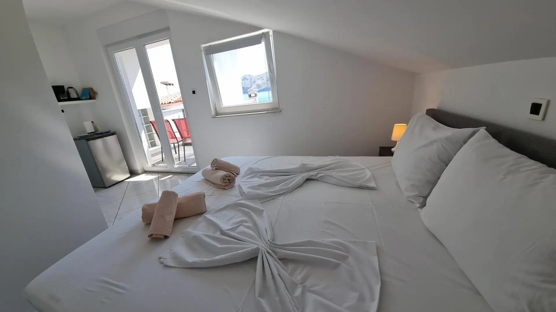 Domagoj D&D, Baska Apartment