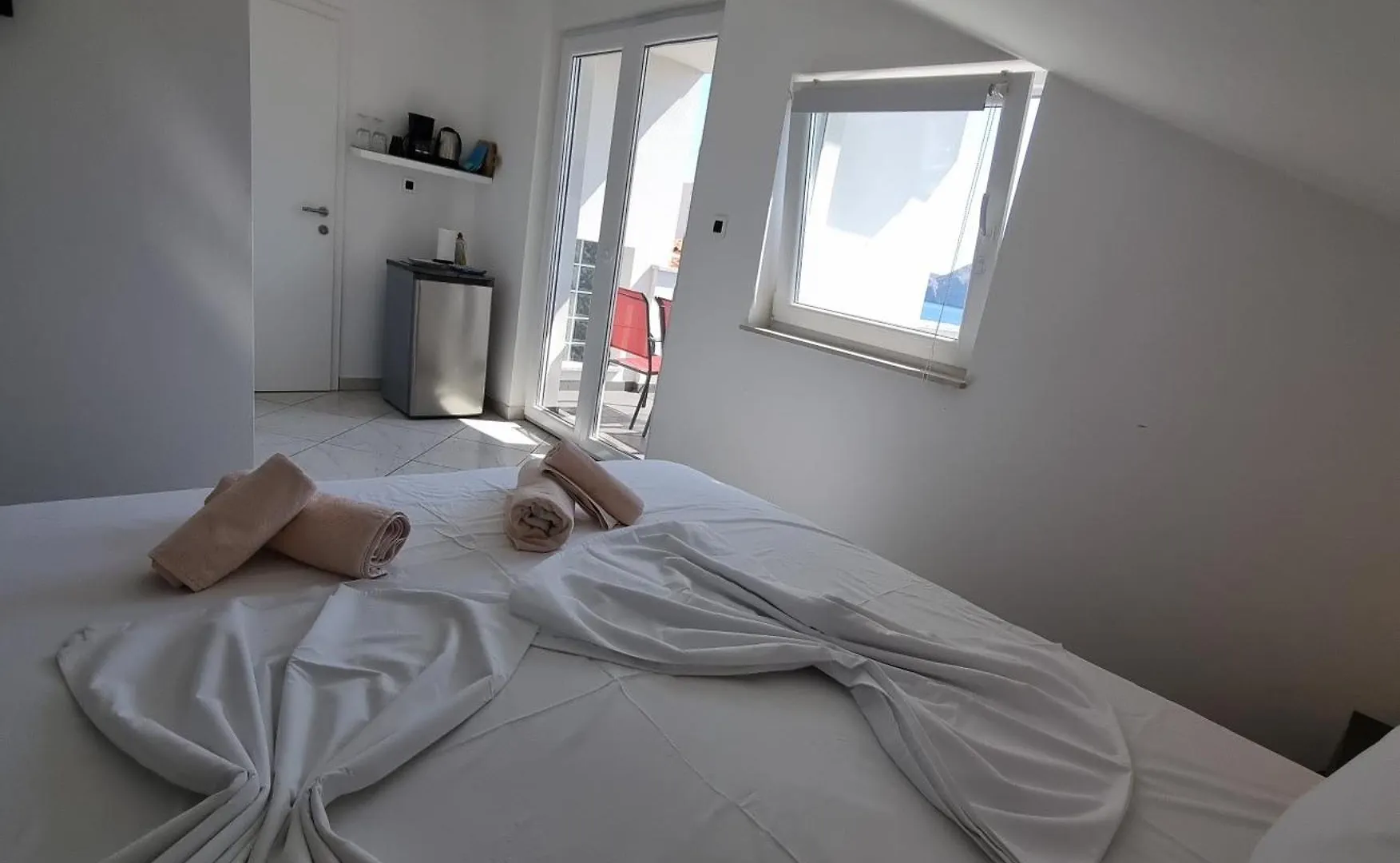 Domagoj D&D, Baska Apartment