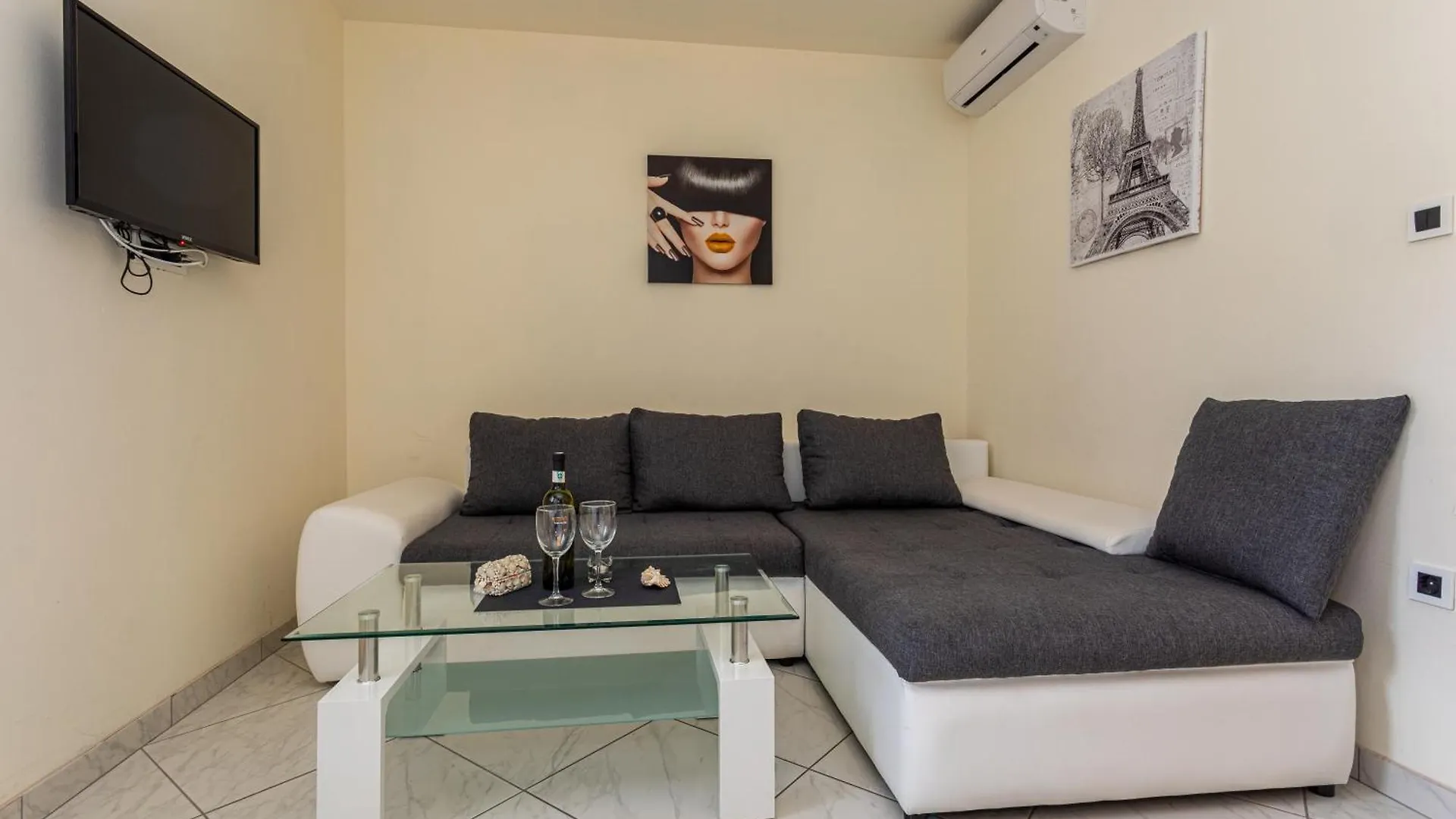 Domagoj D&D, Baska Apartment Croatia