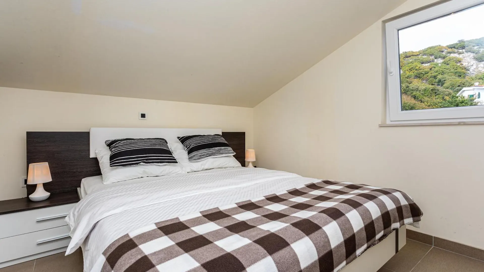 Domagoj D&D, Baska Apartment Croatia